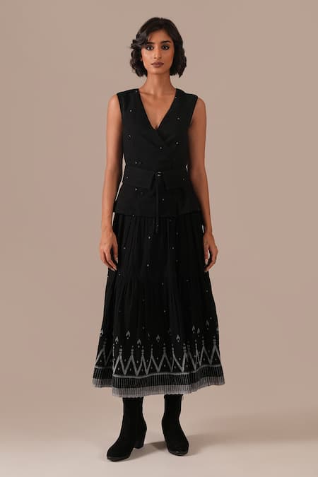 Shop Indigo Dreams Black Cotton Embroidery V-neck Jamdani Tiered Wrap Dress With Belt at Aza Fashions Shop_Indigo Dreams_Black Cotton Embroidery V-neck Jamdani Tiered Wrap Dress With Belt _at_Aza_Fashions