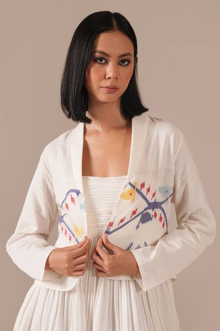 Buy_Indigo Dreams_Ivory Cotton Bandeau Neck, Handwoven Jamdani Dress With Jacket 