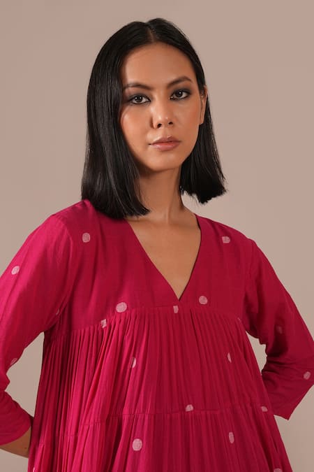 Buy_Indigo Dreams_Fuchsia Cotton V-neck Handwoven Jamdani Polka Dot Tiered Dress _Online_at_Aza_Fashions