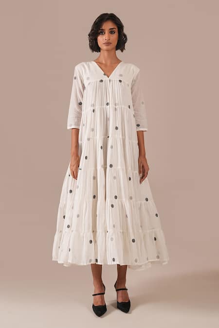 Indigo Dreams_Ivory Cotton V-neck Handwoven Jamdani Polka Dot Tiered Dress _Online_at_Aza_Fashions