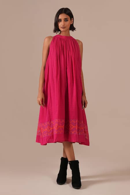 Indigo Dreams_Pink Cotton Halter Neck Handwoven Jamdani Gathered Dress _Online_at_Aza_Fashions