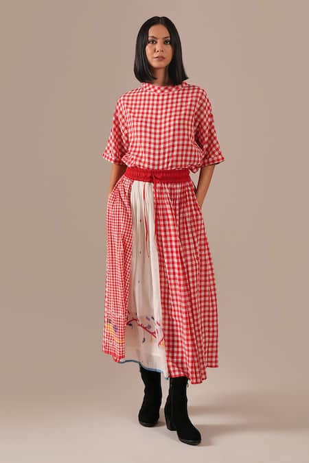Indigo Dreams_Red Cotton Embroidery Round Neck Gingham Check Jamdani Top And Gathered Skirt Set _Online_at_Aza_Fashions
