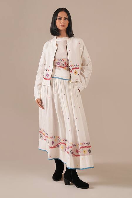 Indigo Dreams_Ivory Cotton Embroidery Round Neck Handwoven Jamdani Boxy Top Skirt Set _Online_at_Aza_Fashions