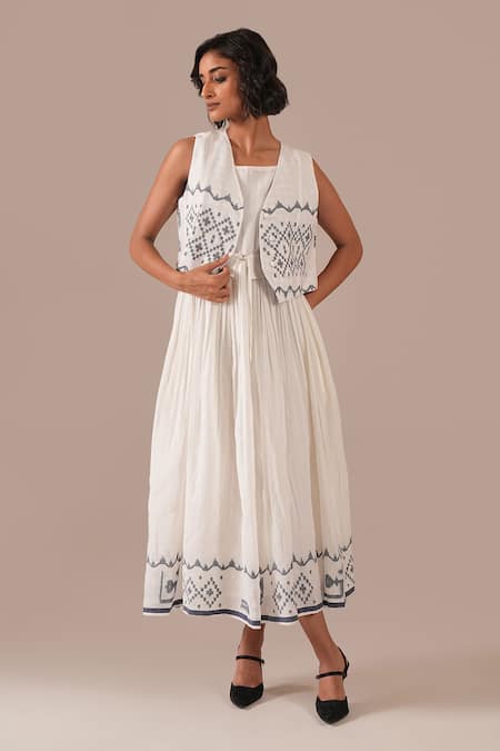 Shop_Indigo Dreams_Ivory Cotton Embroidery Square Neck, Jamdani Handwoven Dress And Waistcoat Set _Online_at_Aza_Fashions
