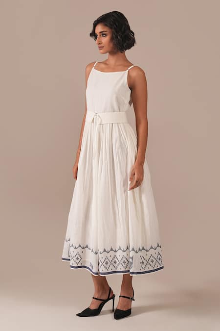 Buy_Indigo Dreams_Ivory Cotton Embroidery Square Neck Handwoven Jamdani Midi Dress With Belt _Online_at_Aza_Fashions