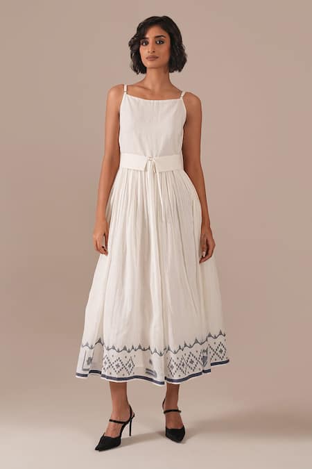 Indigo Dreams Handwoven Jamdani Midi Dress With Belt 