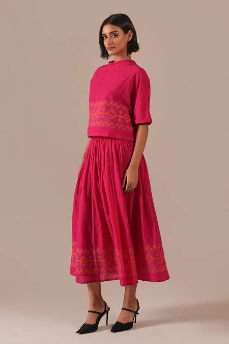 Indigo Dreams_Pink Cotton Embroidery High Neck Handwoven Jamdani Boxy Top And Gathered Skirt Set _Online_at_Aza_Fashions