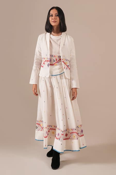 Indigo Dreams_Ivory Cotton Embroidery Round , Open Handwoven Jamdani Top Skirt Set _at_Aza_Fashions