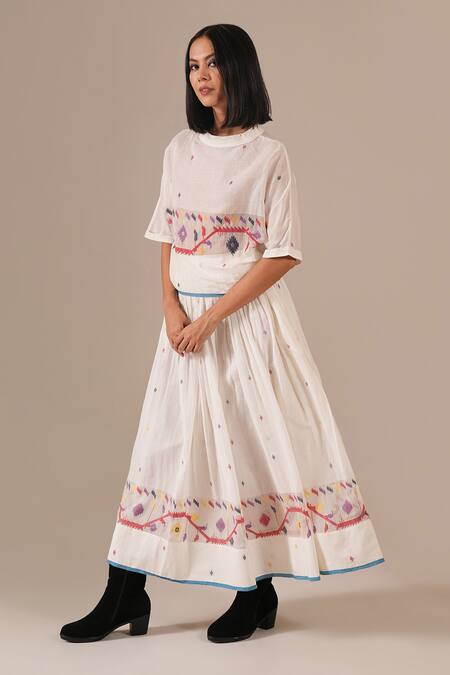 Indigo Dreams_Ivory Cotton Embroidery Round Handwoven Jamdani Geometric Top And Gathered Skirt _at_Aza_Fashions