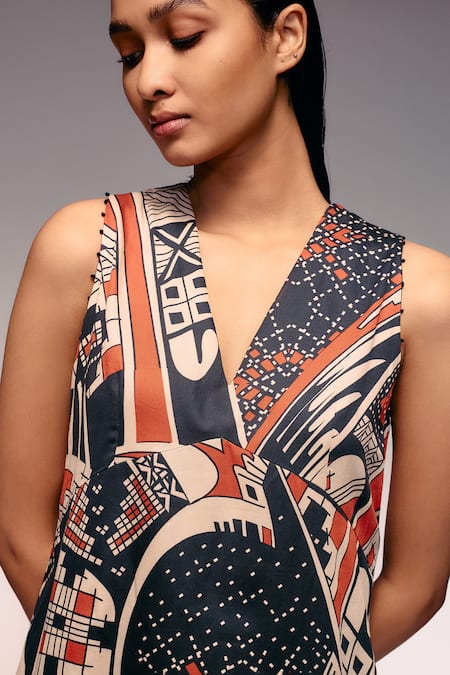 Shop_Kritika Murarka_Rust Cotton V-neck Reversible Pottery Motif Midi Dress _Online_at_Aza_Fashions