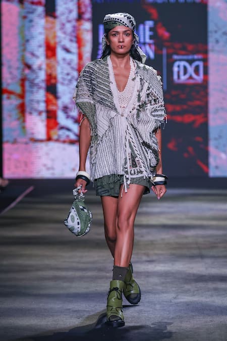 Kritika Murarka_Olive Green Cotton Mata Ortiz Print Shorts _at_Aza_Fashions