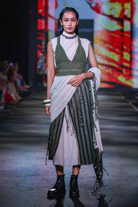 Buy_Kritika Murarka_Olive Green Knit V-neck Crochet Bralette _Online_at_Aza_Fashions