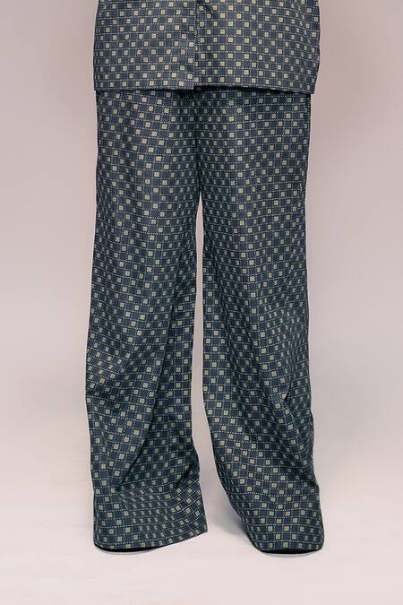 Kritika Murarka Olive Green Cotton Geometric Pattern Trouser Online at Aza Fashions Kritika Murarka_Olive Green Cotton Geometric Pattern Trouser _Online_at_Aza_Fashions