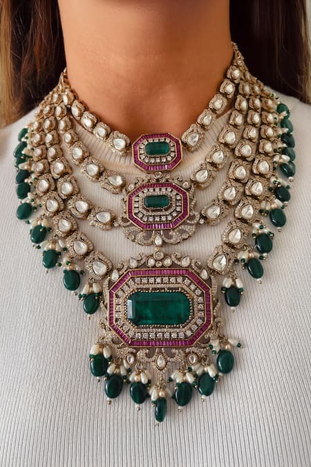 PRERTO Partika Hexagon Polki Necklace Set 