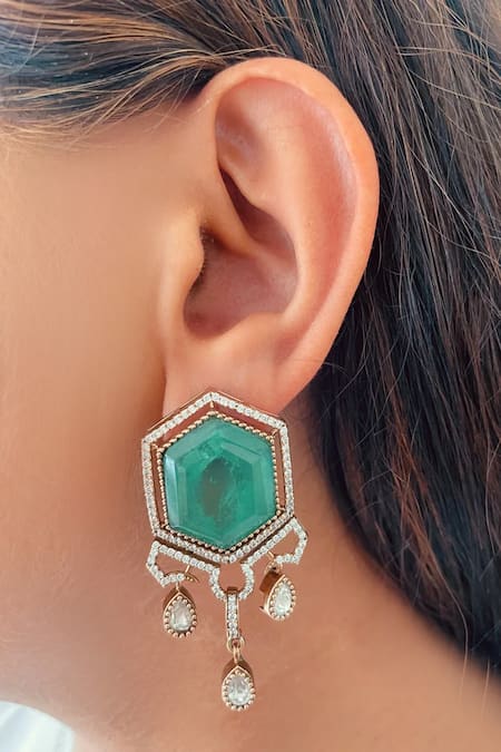 Shop_PRERTO_Emerald Green Gemstones, Stones, Beads Hexagon Doublet And Polki Necklace Set _at_Aza_Fashions