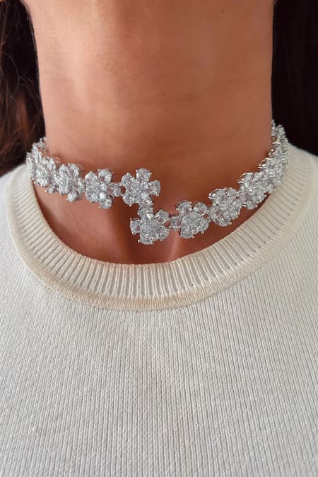 PRERTO Floral Imitation Diamond Studded Necklace Set 