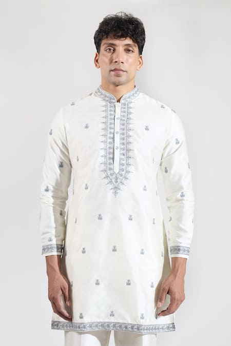 Rng Safawala_Off White Silk, Dupion Embroidery, Sequins Thread And Bundi Kurta Set _Online_at_Aza_Fashions