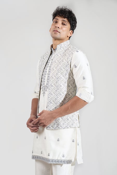 Shop_Rng Safawala_Off White Silk, Dupion Embroidery, Sequins Thread And Bundi Kurta Set _Online_at_Aza_Fashions