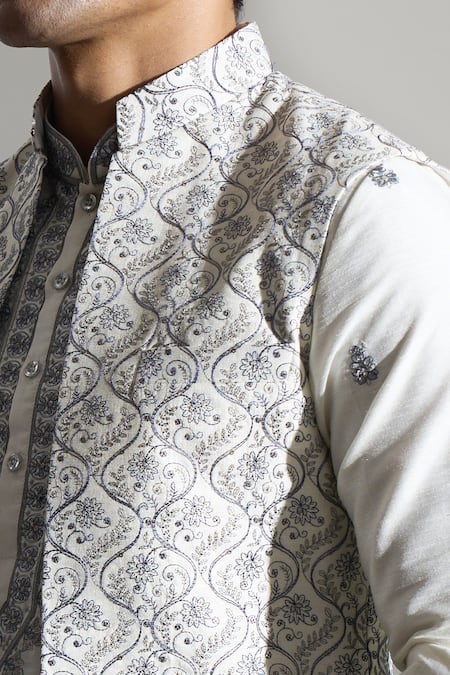 Rng Safawala_Off White Silk, Dupion Embroidery, Sequins Thread And Bundi Kurta Set _at_Aza_Fashions