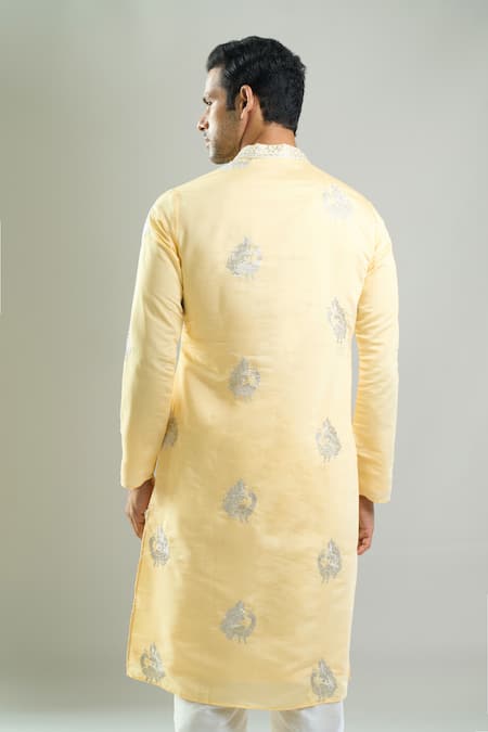 Rng Safawala Resham Embroidered Kurta & Pant Set