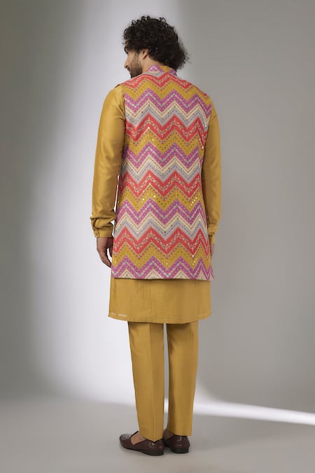 SALIL BHATIA Rang Mahal Embellished Bundi & Kurta Set 