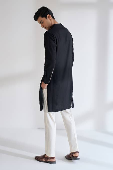 Dhruv Vaish Thread Embroidered Kurta Set 