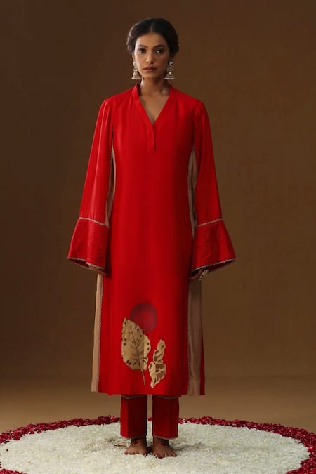 Shop_Arpita Sulakshana_Red Silk Embroidery, Piping V-neck Sakhi Prem Hand Painted Kurta Set _Online_at_Aza_Fashions