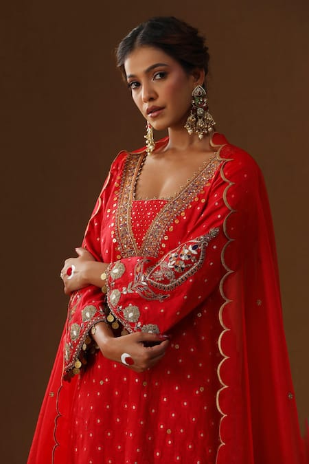 Arpita Sulakshana_Red Chanderi Silk Embroidery, Tassels Square Neck Laal Rooh Kurta Set _at_Aza_Fashions