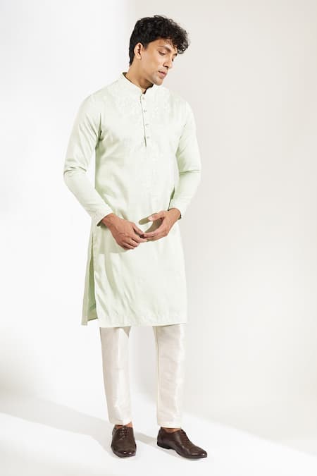 Rng Safawala Chikankari Embroidered Kurta & Pant Set 