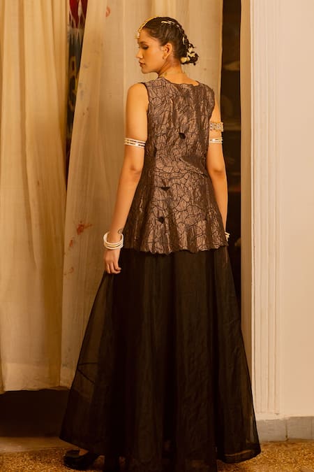 Chambray & CO. Vedika Thread Embroidered Overlay & Skirt Set 