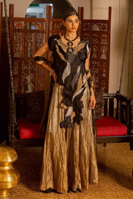 Chambray & CO. Indra Embroidered Overlay Skirt Set 