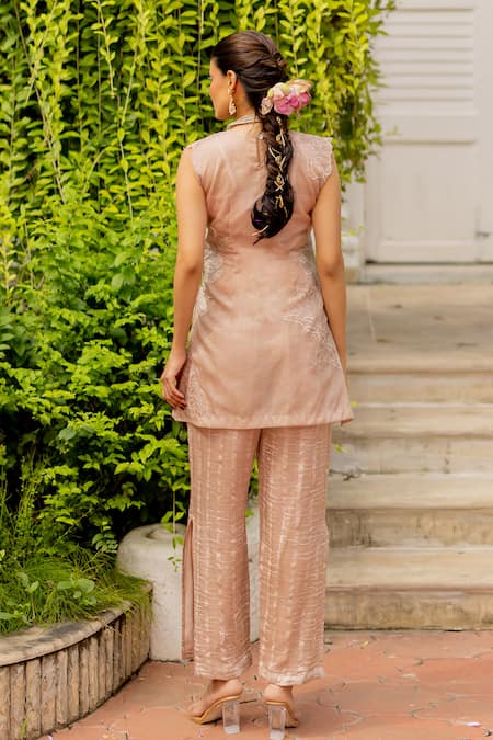 Chambray & CO. Naiya Embroidered Overlay Kurta & Pant Set 