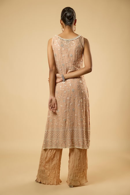 Dori & CO. Embroidered Kurta Set 