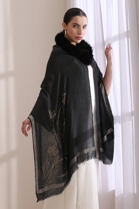 Dusala Chloe Collared Fur Stole 