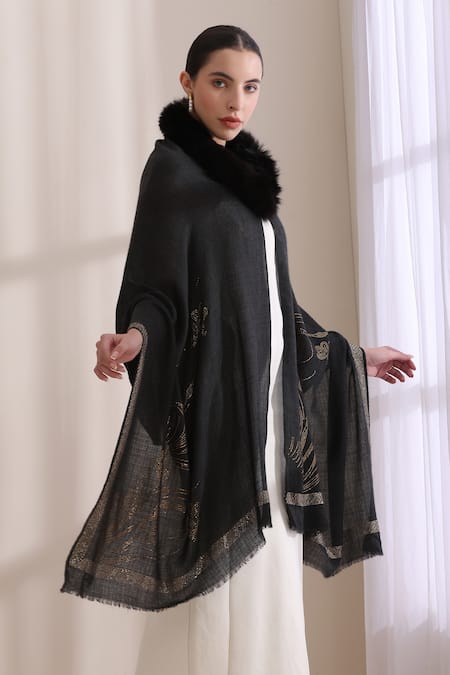 Buy_Dusala_Black Chloe Collared Fur Stole _Online_at_Aza_Fashions
