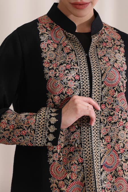 Buy_Dusala_Black Cashmere, Wool Embroidery Mandarin Collar Sarah Jacket 