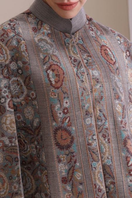 Buy_Dusala_Gray Mandarin Collar, High Neck Cera Woven Cape 