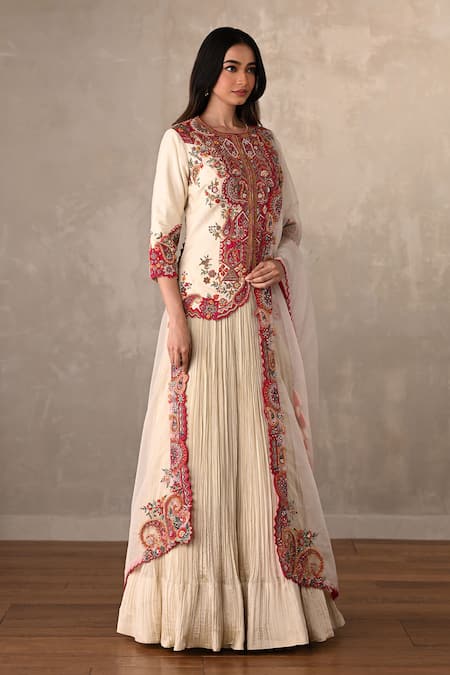 Onaya_Off White Organza Embroidery, Piping Round Neck Crush Lehenga Set _Online_at_Aza_Fashions