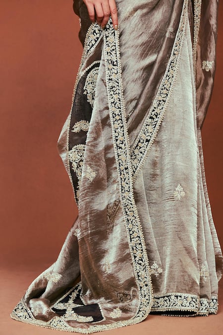 Buy Sue Mue Gray Tissue, , Organza Applique, Ziya Handwoven Saree And Blouse Set Buy_Sue Mue_Gray Tissue, , Organza Applique, Ziya Handwoven Saree And Blouse Set