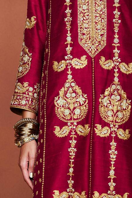 Shop_Sue Mue_Red , Organza Embroidery, Sequins, Beads, Metallic Roma Dori Kurta Set _Online_at_Aza_Fashions