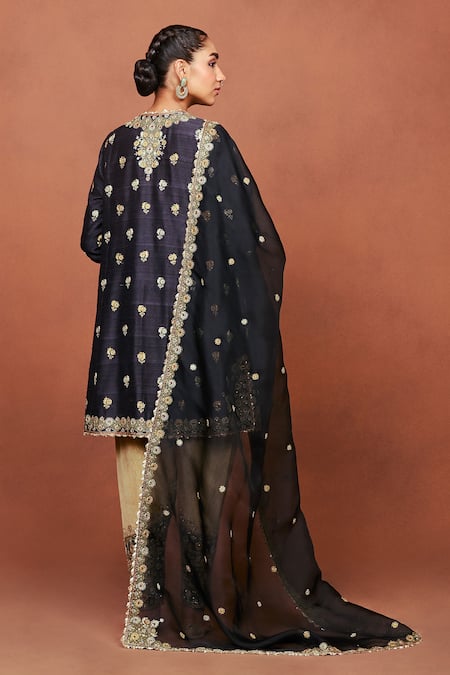 Sue Mue Kala Applique Kurta Salwar Set 