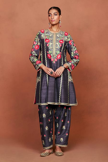 Sue Mue_Charcoal Georgette Embroidery, Zari, Sequins, Beads Rahi Short Kurta Salwar Set _Online_at_Aza_Fashions