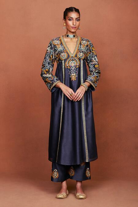 Shop_Sue Mue_Charcoal Silk, Applique, Embroidery Nira Floral Kurta Set _Online_at_Aza_Fashions
