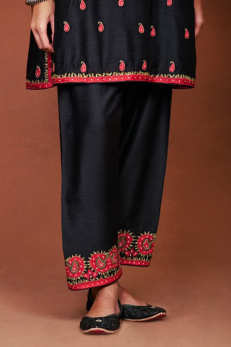 Buy_Sue Mue_Black , Organza Embroidery, Nai Floral Paisley Kurta Salwar Set _Online_at_Aza_Fashions