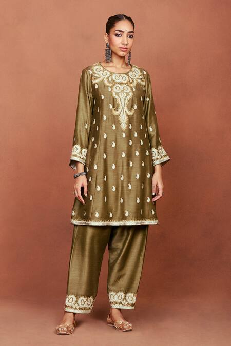Sue Mue_Olive Green Silk Embroidery, Sequins, Tassels, Nai Floral And Paisley Kurta Set _at_Aza_Fashions