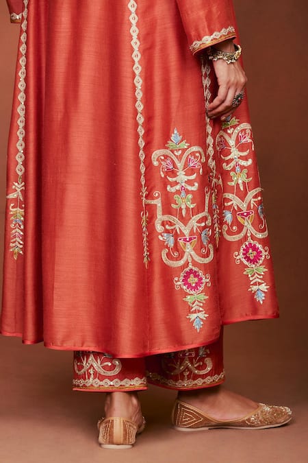 Buy_Sue Mue_Orange Silk, Cotton, Tissue Embroidery, Sequins, Beads, Zari Amu Kurta Set _Online_at_Aza_Fashions