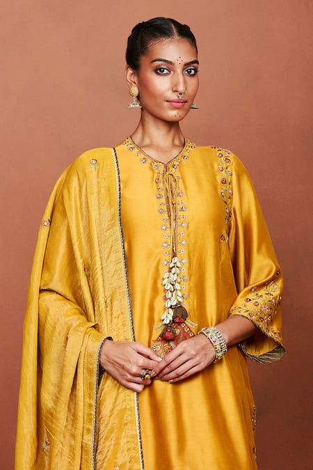 Shop_Sue Mue_Mustard Chanderi Silk, Tissue, Cotton Embroidery, Zoa Floral Kurta Set _Online_at_Aza_Fashions