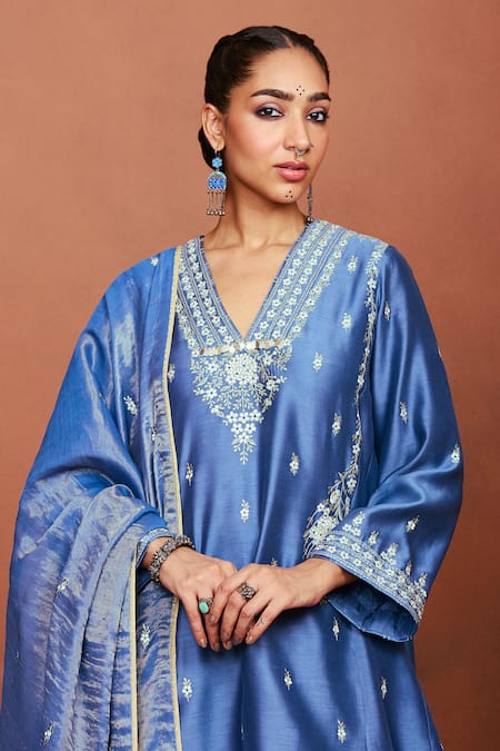 Shop_Sue Mue_Blue Chanderi Silk, Handloom Cotton, Tissue Embroidery, Azi Floral Kurta Set _Online_at_Aza_Fashions