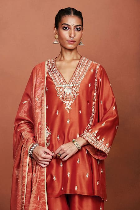 Shop_Sue Mue_Orange Chanderi Silk, Handloom Cotton, Tissue Embroidery, Azi Floral Kurta Set _Online_at_Aza_Fashions