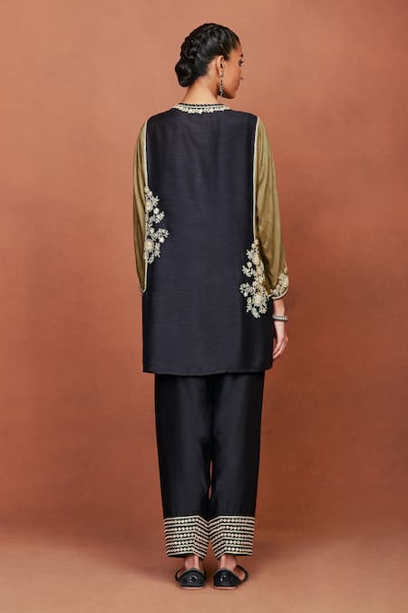 Sue Mue Shai Black Floral Embroidered Tunic & Salwar Set 